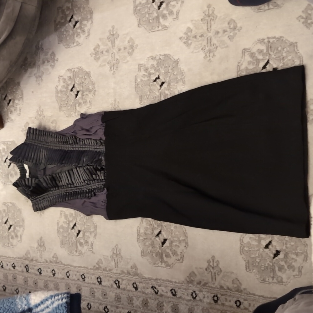 XS: Costa Blanca Elegant High collar, sleeveless Costa Blanca mini dress. Si…